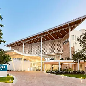 מלון Fairfield & By Marriott Cancun Airport, Alfredo V. Bonfil